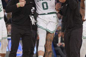 亚博-包含塔图姆爆冷击败日本队，势不可挡引爆全场！的词条